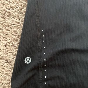 Lululemon mesh short sleeve tee